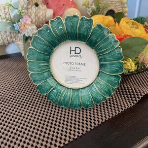 HD Designs Enamel & Metal Photo Frame In Green With Gold Accents - 3"x3"